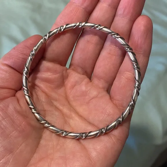 Antique Sterling Silver Bangle - Picture 3 of 4